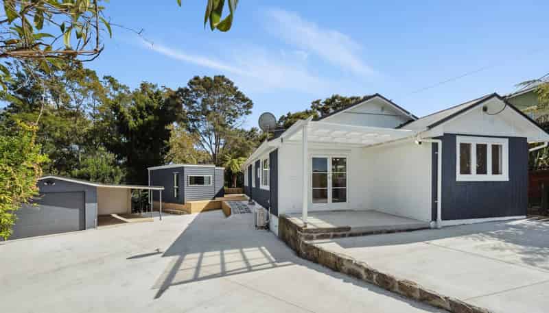 36  Don Buck Road, Massey