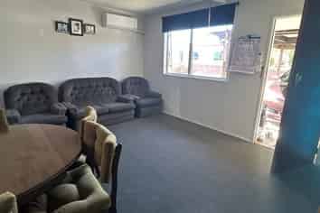 18b  Shelton Place, Feilding