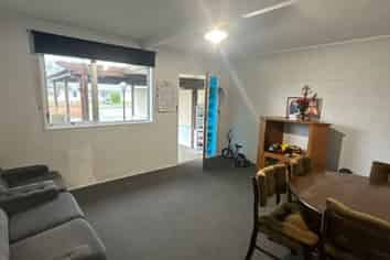 18b  Shelton Place, Feilding