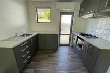 3/1 Angle Street, Picton