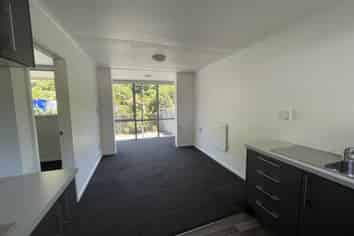 3/1 Angle Street, Picton