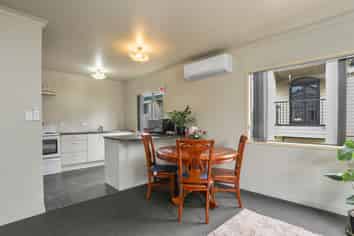 1/68 Panorama Road, Mount Wellington