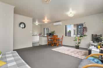 1/68 Panorama Road, Mount Wellington