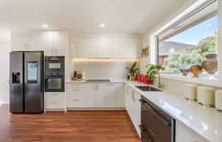 1084 Fergusson Drive, Upper Hutt