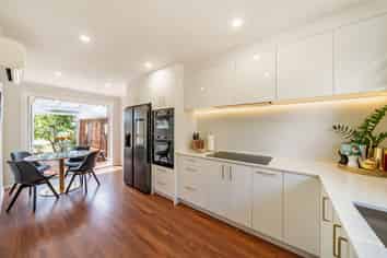 1084 Fergusson Drive, Upper Hutt