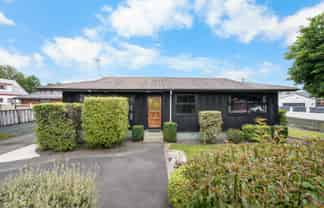 33 Wall Street, Nawton