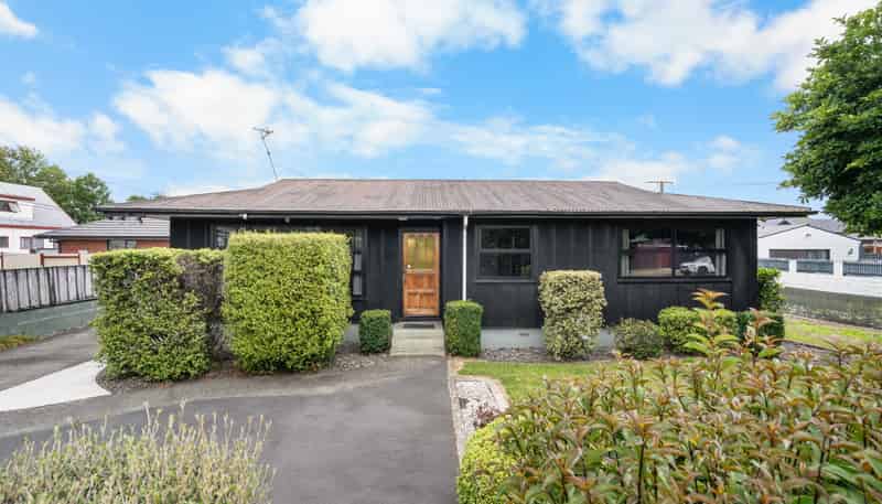 33 Wall Street, Nawton