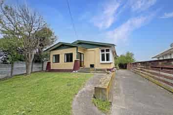 37 Manuka Street, Castlecliff