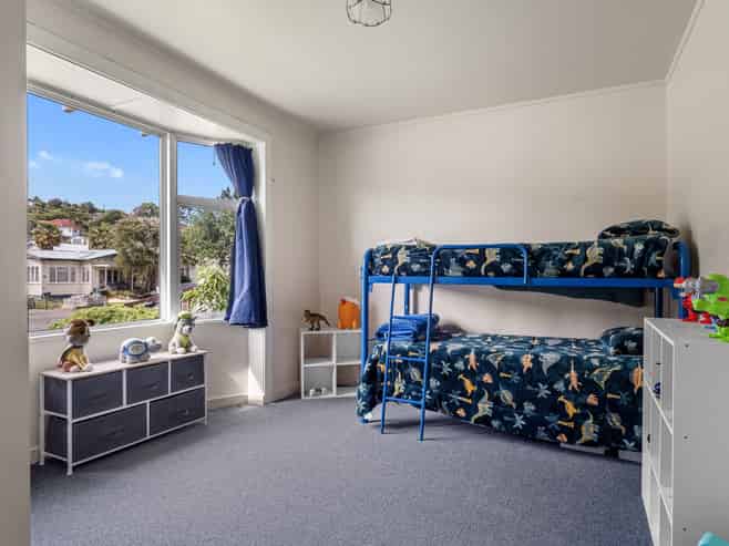 50 Emano Street, Toi Toi