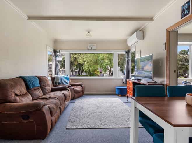 50 Emano Street, Toi Toi