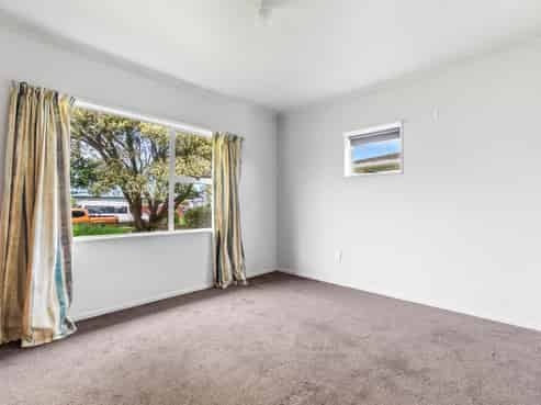 23 Stirling Street, Levin