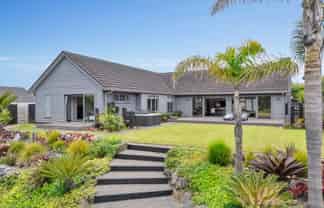 4 Roseberry Place, Whitianga