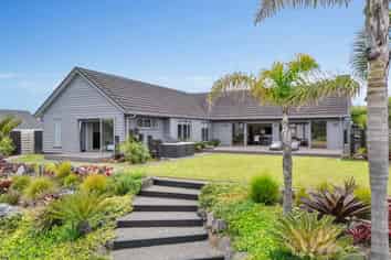4 Roseberry Place, Whitianga