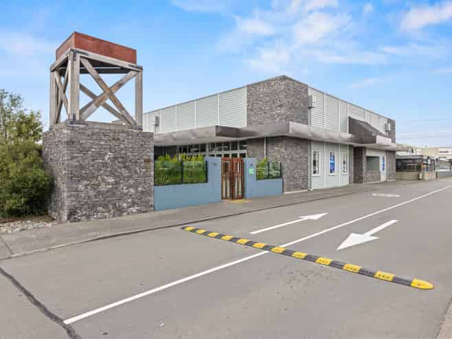 Versatile Ferry Road Opportunity