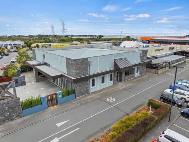 Versatile Ferry Road Opportunity