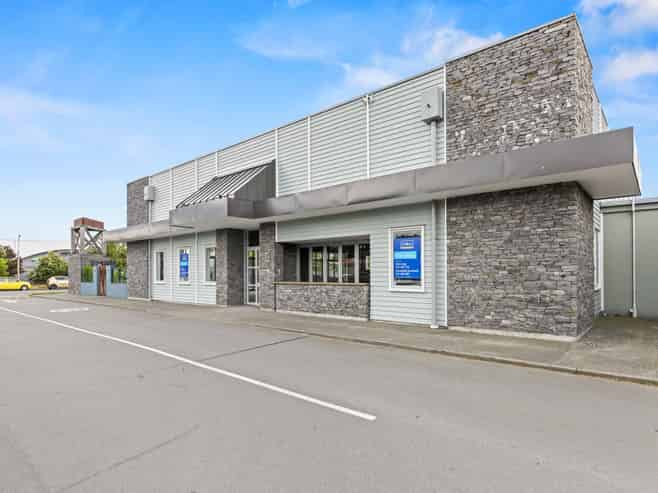 Versatile Ferry Road Opportunity