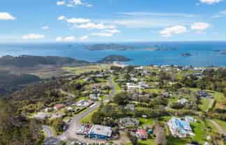 Coastal Landmark - Freehold, Business or Both 