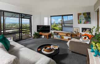 38B Birkdale Road, Birkdale