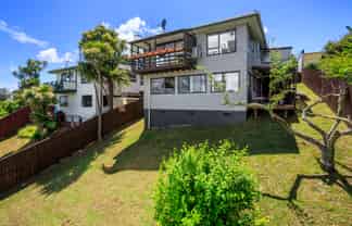 38B Birkdale Road, Birkdale