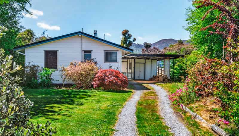 14 Sunset Street, Hilltop