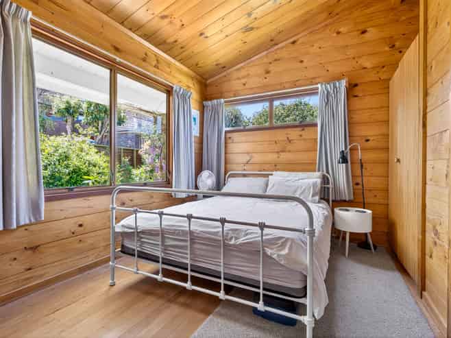 14 Sunset Street, Hilltop