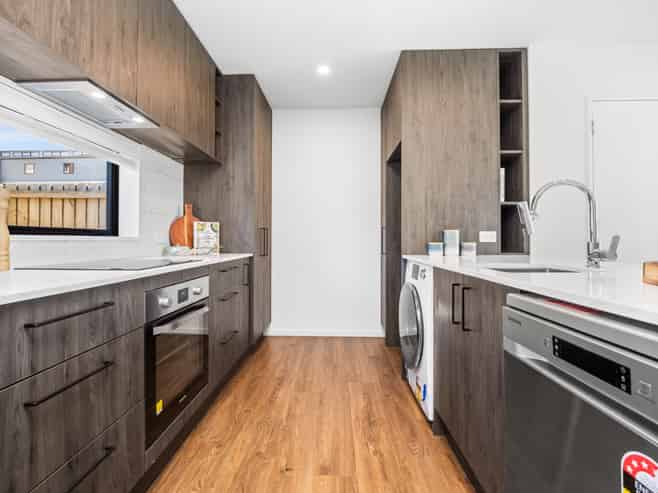 12/321 Lincoln Road, Addington