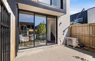 12/321 Lincoln Road, Addington