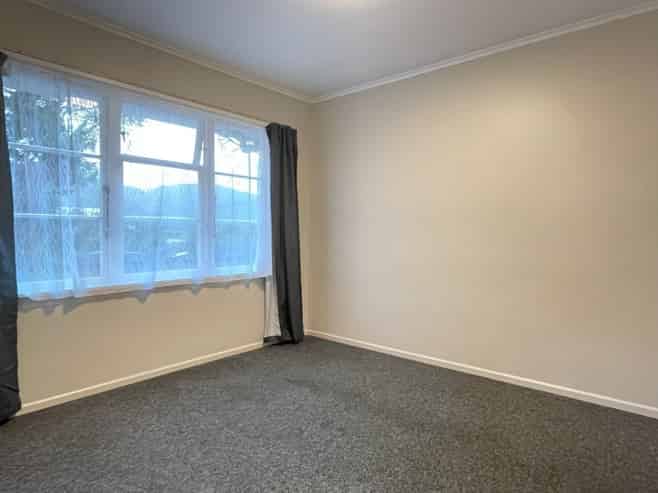 4/35 Dunns Street, Silverstream