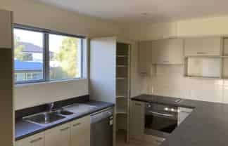 2 Kenilworth Street, Addington