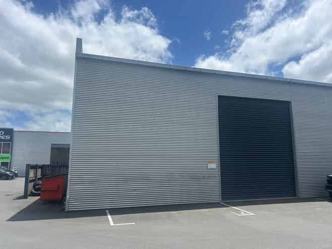 Includes Dangerous Goods Store