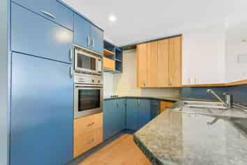 2F/118 Gladstone Road, Parnell