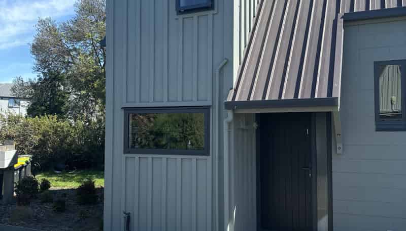 1/16 Cecil Place, Waltham