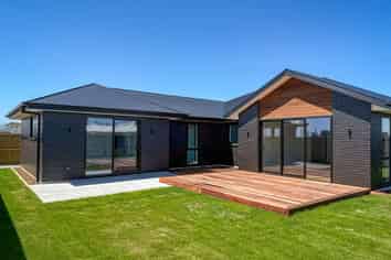 22 Longfields Road, Lincoln