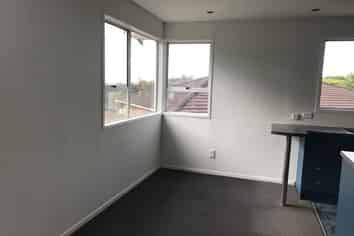 20 Zingaro Place, Massey