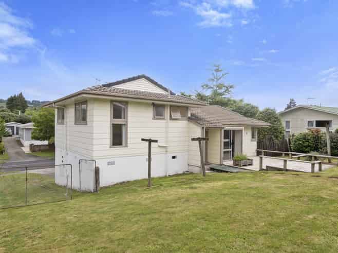 113 Pandora Avenue, Sunnybrook