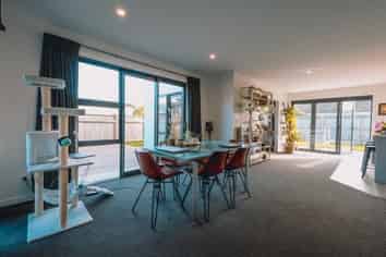 3 Northbrook Court, Roslyn