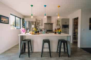 3 Northbrook Court, Roslyn