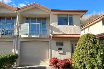 3/115 Grove Street, The Wood