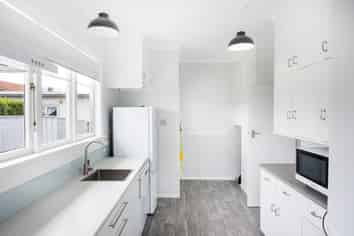 a/35 Puriri Terrace, Roslyn