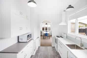 a/35 Puriri Terrace, Roslyn