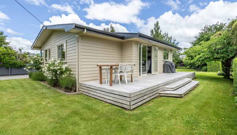 42 Newburn Street, Waikaia