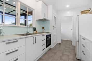 91 Botanical Road , Tauranga South