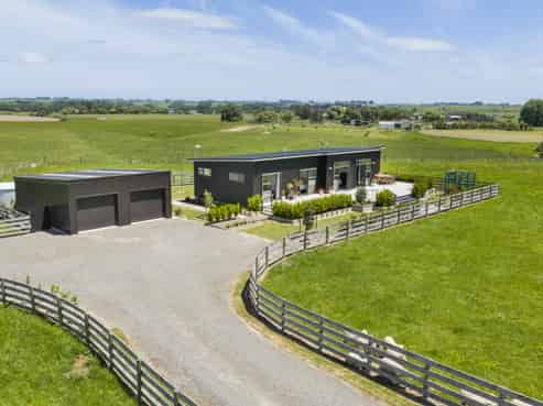 567 Lethbridge Road, Halcombe