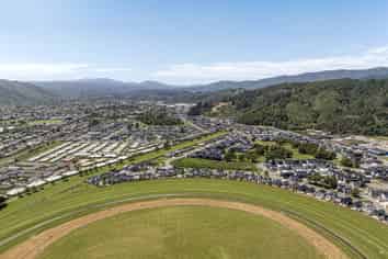 1 Type B, Trackside, Wallaceville Estate, Wallaceville
