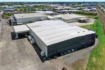 Massive 6,500m² Industrial Complex - For Lease