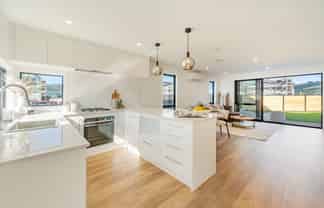 1 Type C, Trackside, Wallaceville Estate, Wallaceville