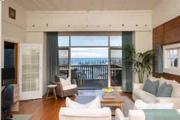 42 Cameron Road, Bluff Hill