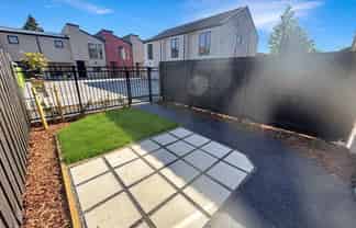 2/86 Holly Road, Saint Albans