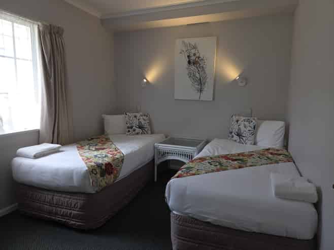 Charming lodge near Lake Taupo - investment gem!