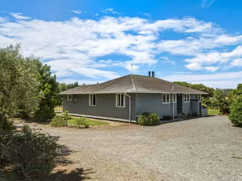 686 Dillons Point Road, Blenheim